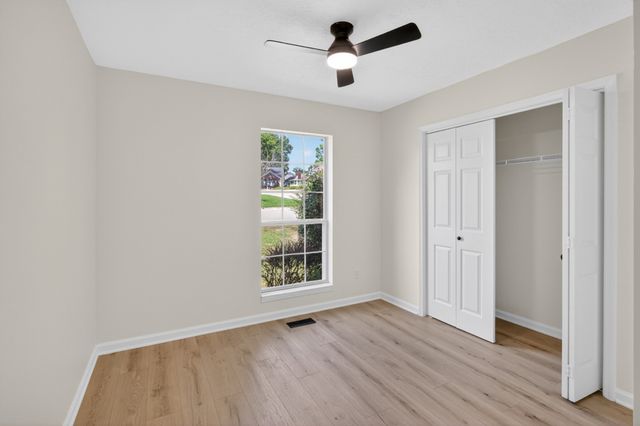 1120 Dawnwood Dr, Old Hickory, TN 37138