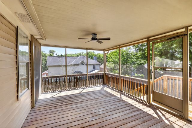 1120 Dawnwood Dr, Old Hickory, TN 37138