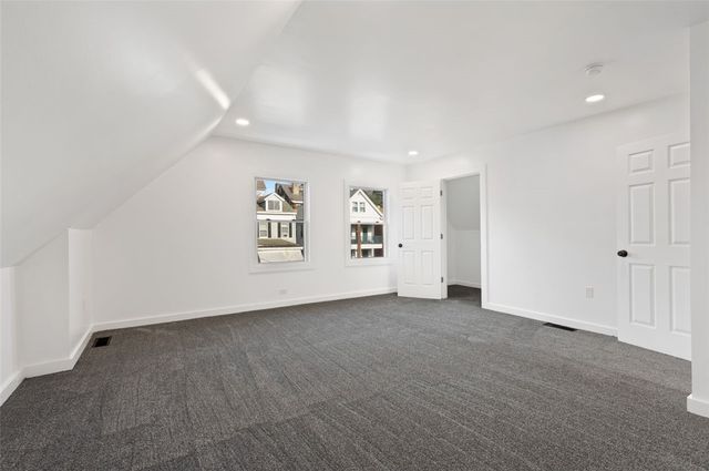 221 Bonvue St, Observatory Hill, PA 15214