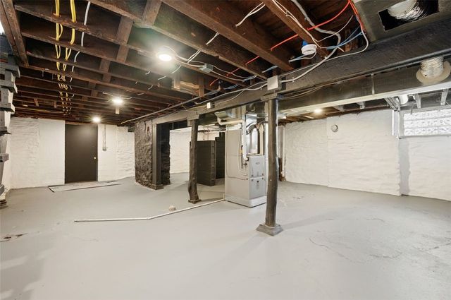 221 Bonvue St, Observatory Hill, PA 15214