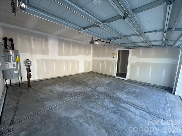 2128 Clapham Court, Charlotte, NC 28215