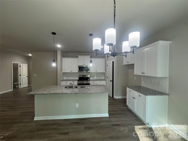 2128 Clapham Court, Charlotte, NC 28215