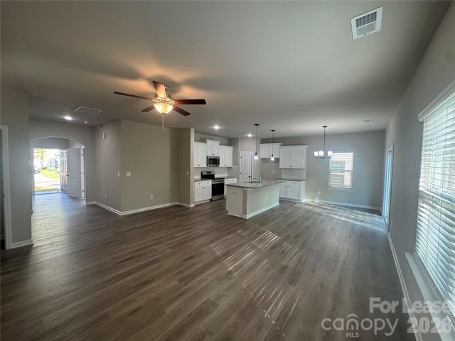 2128 Clapham Court, Charlotte, NC 28215