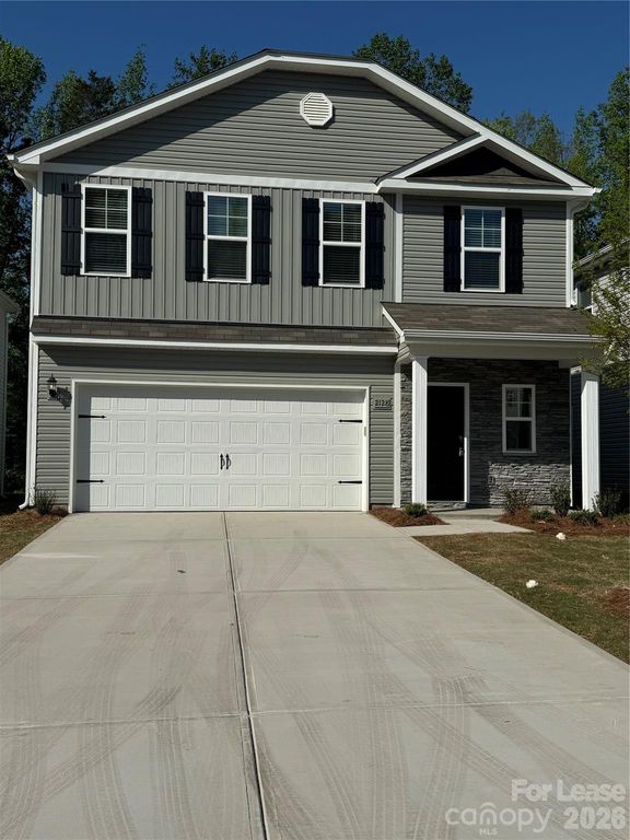2128 Clapham Court, Charlotte, NC 28215