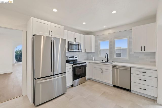 4315 Fleming AVE, Oakland, CA 94619