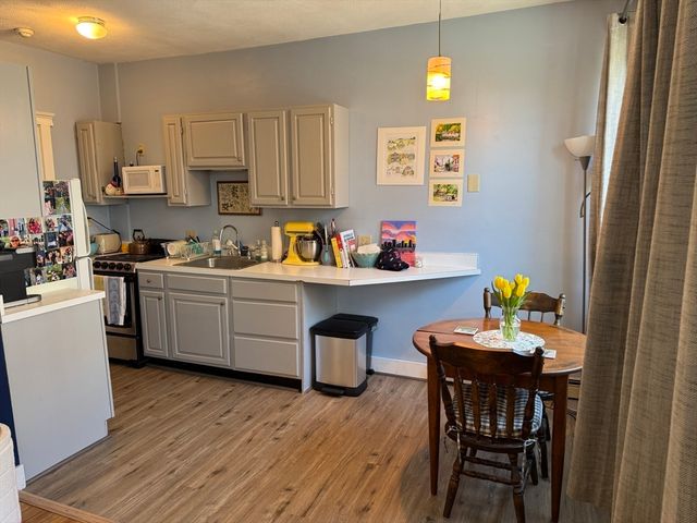 1625 Commonwealth Ave. 7, Boston, MA 02135