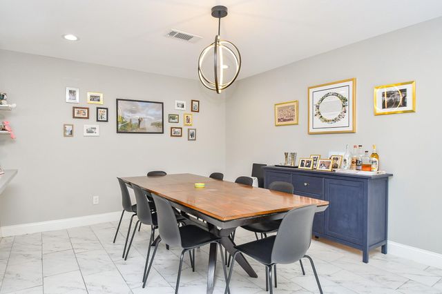 7518 Teal Run Drive, Houston, TX 77071
