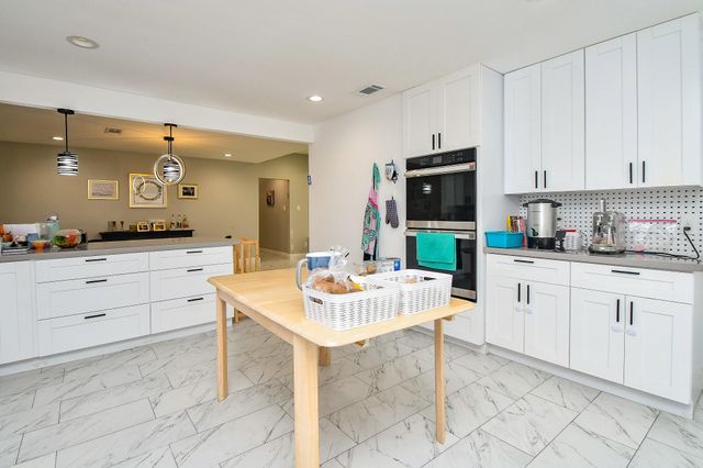 7518 Teal Run Drive, Houston, TX 77071