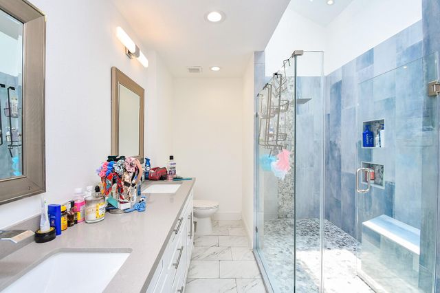 7518 Teal Run Drive, Houston, TX 77071