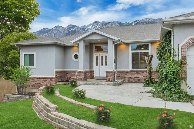 11789 S NICKLAUS RD, Sandy, UT 84092