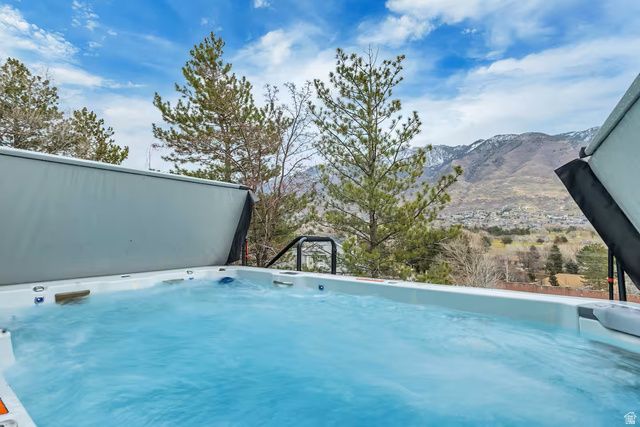 11789 S NICKLAUS RD, Sandy, UT 84092