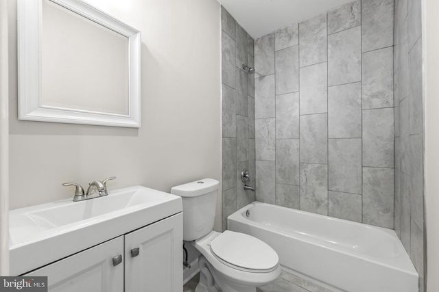 1927 SAINT PAUL ST, Baltimore, MD 21218