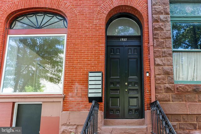 1927 SAINT PAUL ST, Baltimore, MD 21218