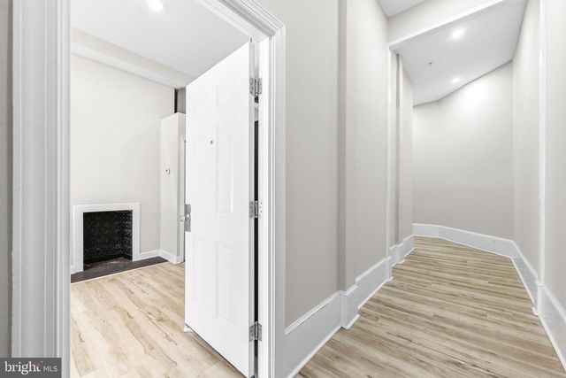1927 SAINT PAUL ST, Baltimore, MD 21218