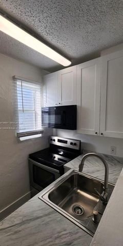 2765 NW 55th St 2, Miami, FL 33142