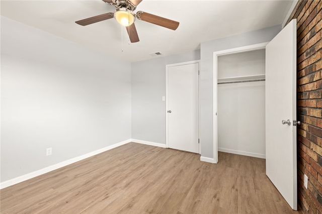 725 W Stone Street B, Fayetteville, AR 72701