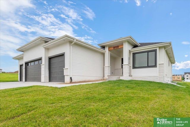 5725 197th Avenue, Elkhorn, NE 68022