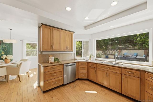 17876 Aguamiel, San Diego, CA 92127
