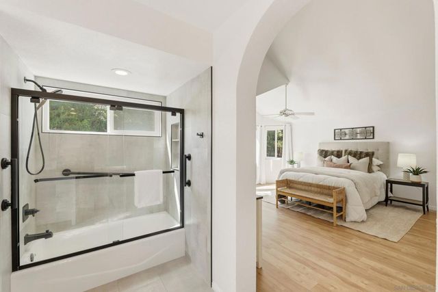 17876 Aguamiel, San Diego, CA 92127