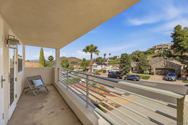 17876 Aguamiel, San Diego, CA 92127