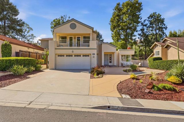 17876 Aguamiel, San Diego, CA 92127