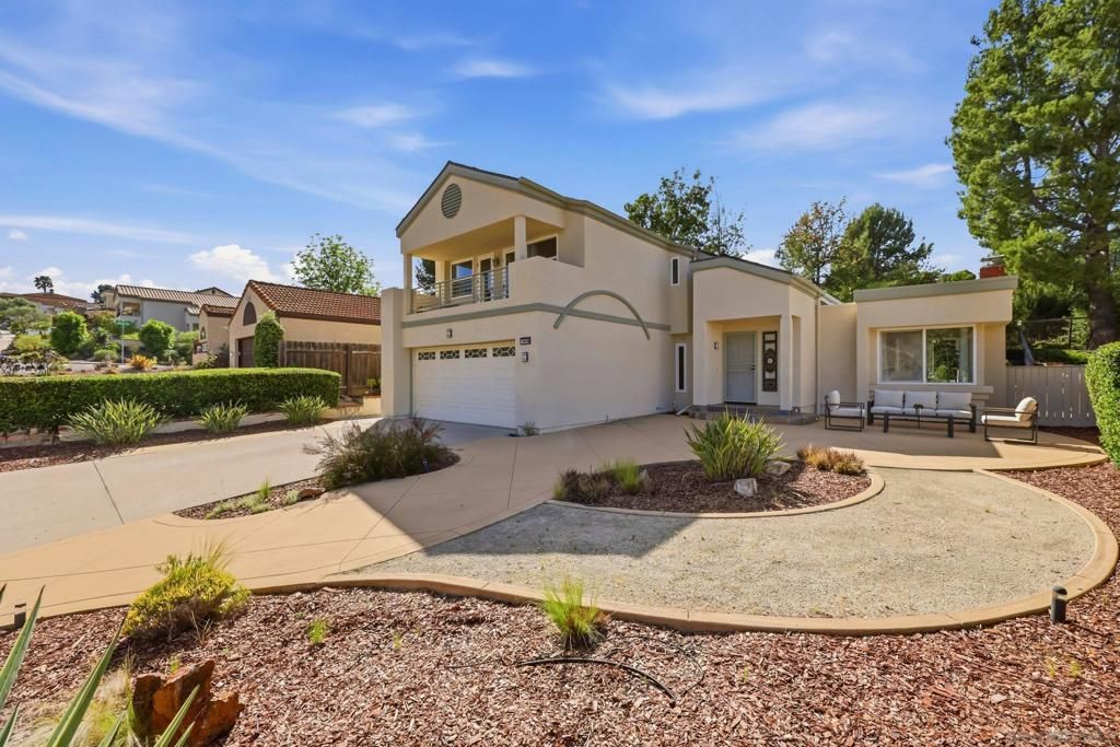 17876 Aguamiel, San Diego, CA 92127