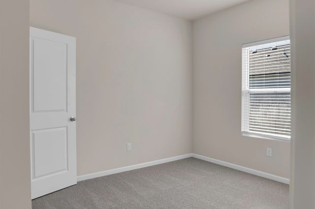 3136 E Highridge St, Park City, KS 67219