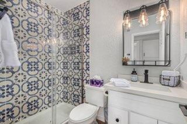 115 W 10TH Street, Tempe, AZ 85281