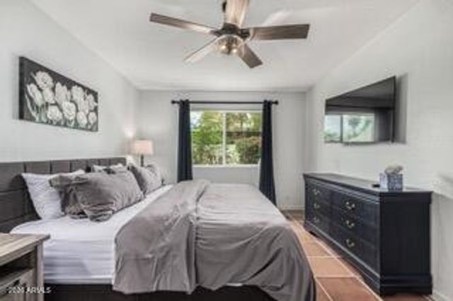 115 W 10TH Street, Tempe, AZ 85281