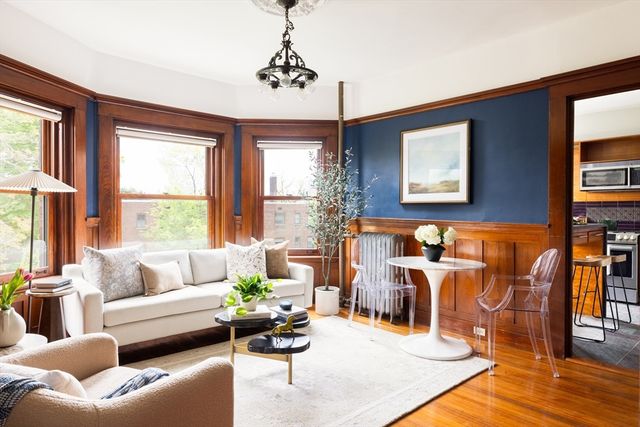 276 Harvard Street 6, Cambridge, MA 02139