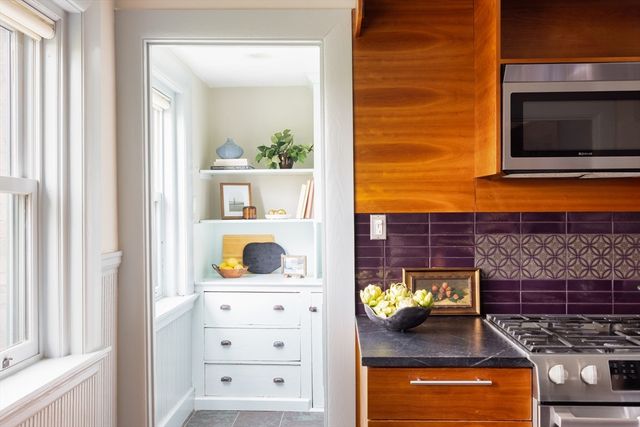 276 Harvard Street 6, Cambridge, MA 02139
