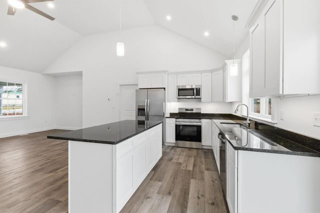 225 Kendall Street, Franklin, NH 03235