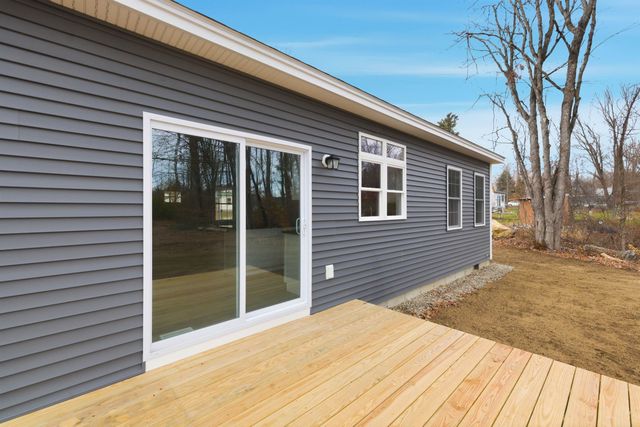 225 Kendall Street, Franklin, NH 03235