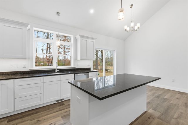 225 Kendall Street, Franklin, NH 03235