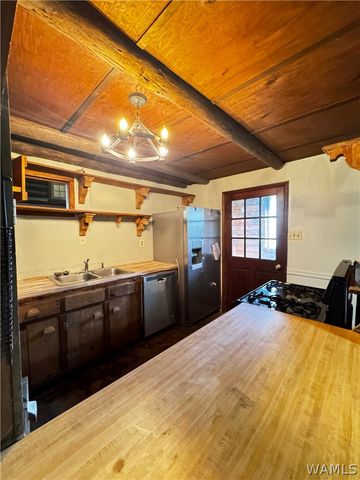 4019 Laura, Northport, AL 35473