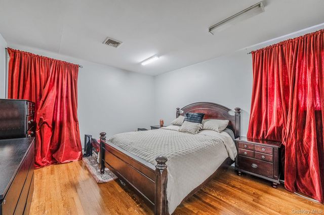 8470 159th Street, Jamaica Hills, NY 11432