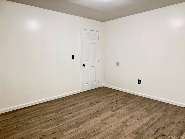 8470 159th Street, Jamaica Hills, NY 11432