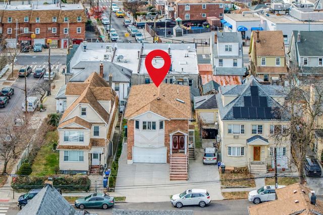 8470 159th Street, Jamaica Hills, NY 11432