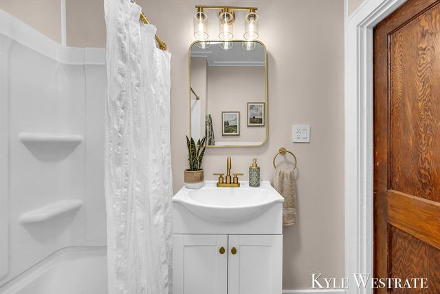 1200 Fisk Street, Grand Rapids, MI 49506