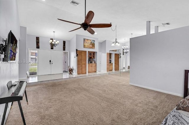 8650 NW 46th Ct, Lauderhill, FL 33351