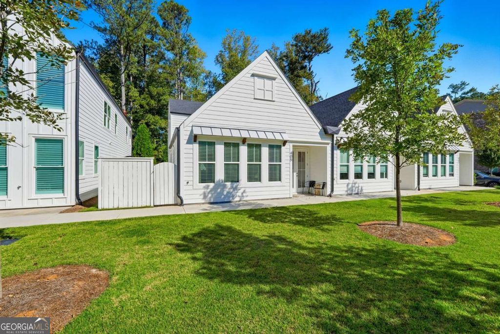 405 Burgundy Way, Woodstock, GA 30188