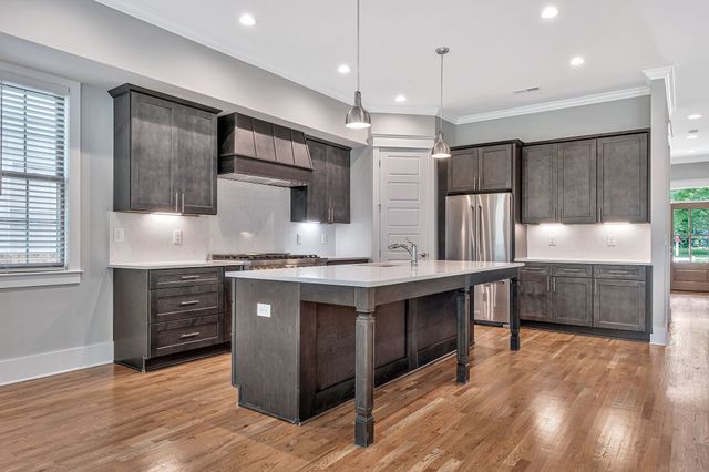 120C Lincoln Ct, Nashville, TN 37205