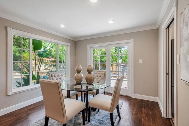 697 Glennan Drive, Redwood City, CA 94061