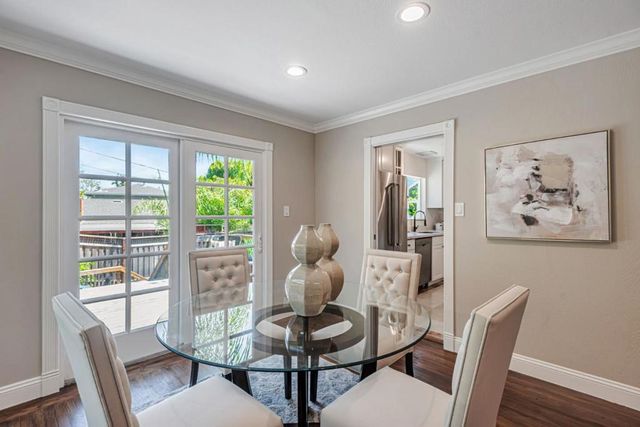 697 Glennan Drive, Redwood City, CA 94061