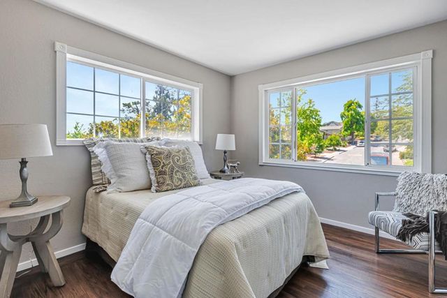 697 Glennan Drive, Redwood City, CA 94061