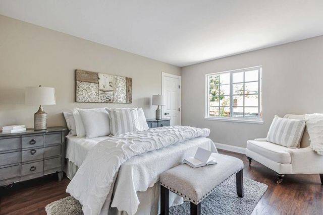 697 Glennan Drive, Redwood City, CA 94061