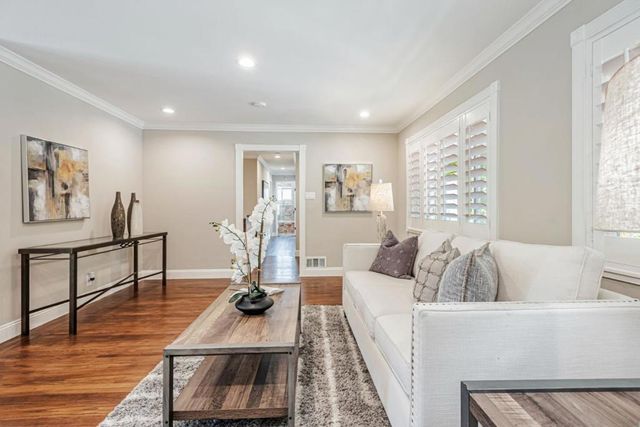 697 Glennan Drive, Redwood City, CA 94061