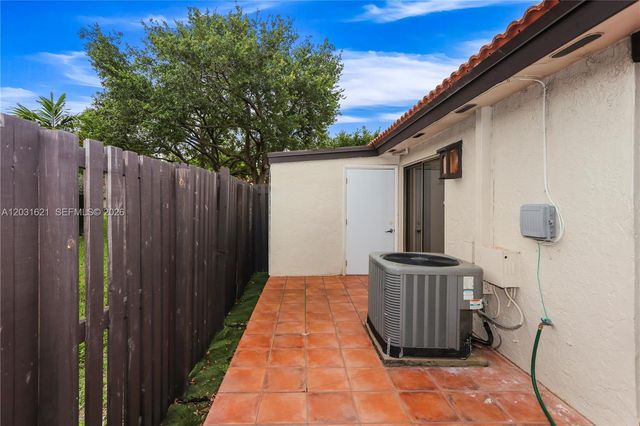 15240 SW 45th Ter 54-H, Miami, FL 33185