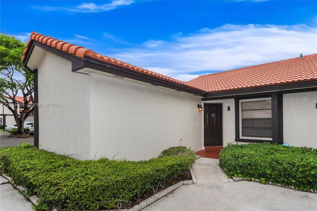 15240 SW 45th Ter 54-H, Miami, FL 33185