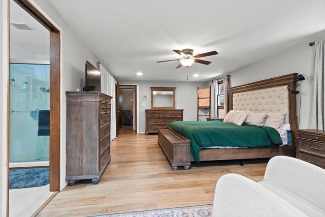 1945 EVERBREEZE ROAD, Green Bay, WI 54304